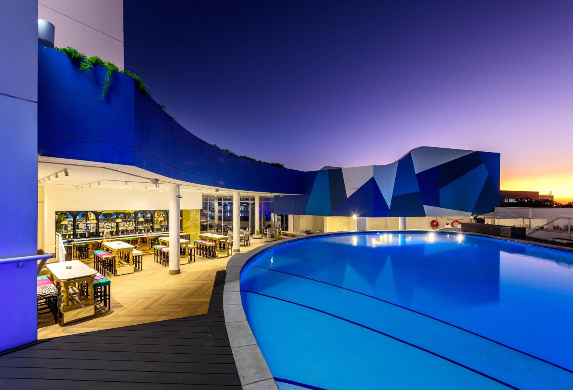 Hotel Sky Sandton Йоханнесбург Экстерьер фото
